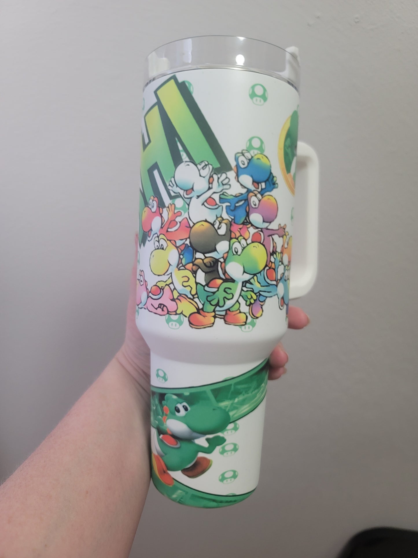 40oz Yoshi inspired tumbler