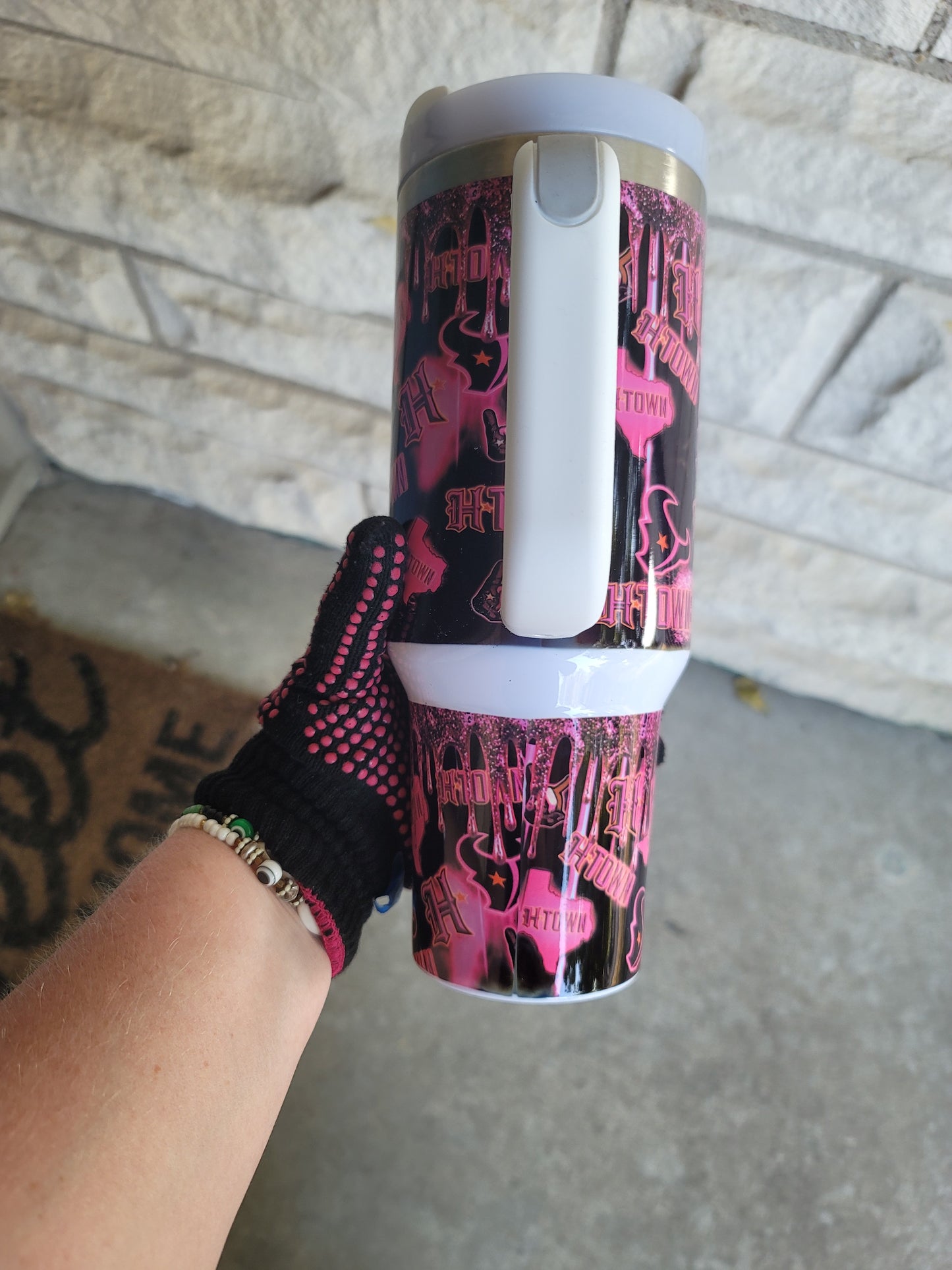 40oz pink drip Texans tumbler dupe