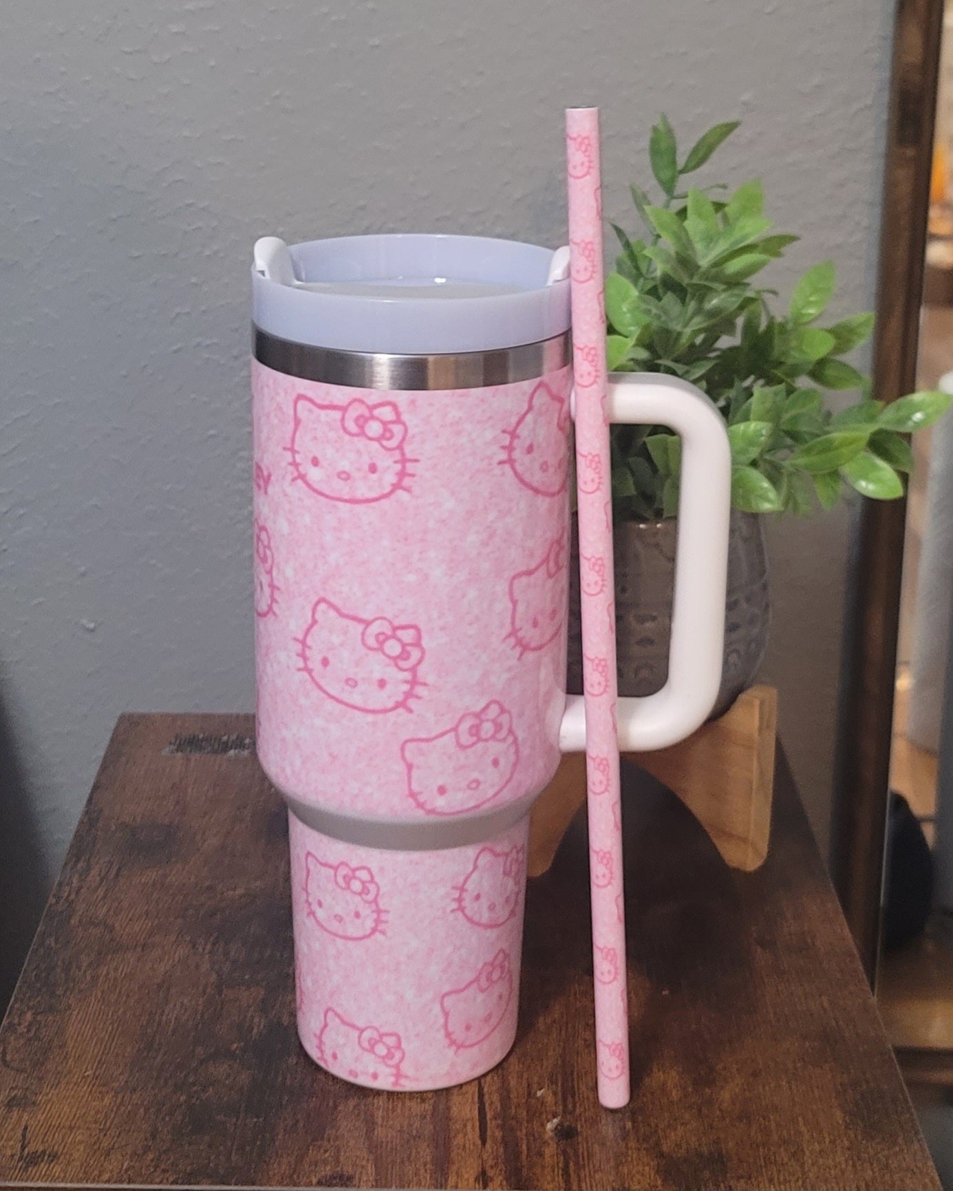 40oz Goth Pink inspired Hk Kitty tumbler