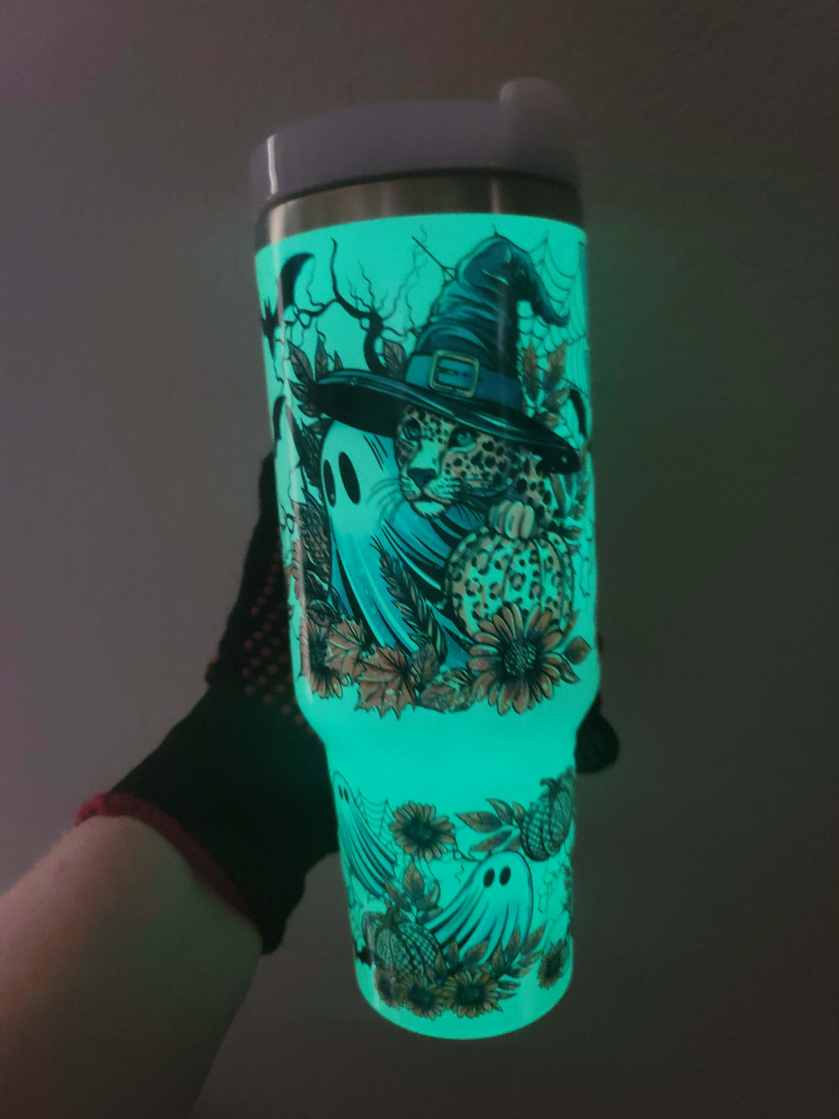 40oz Wild and witchy inspired Tumbler