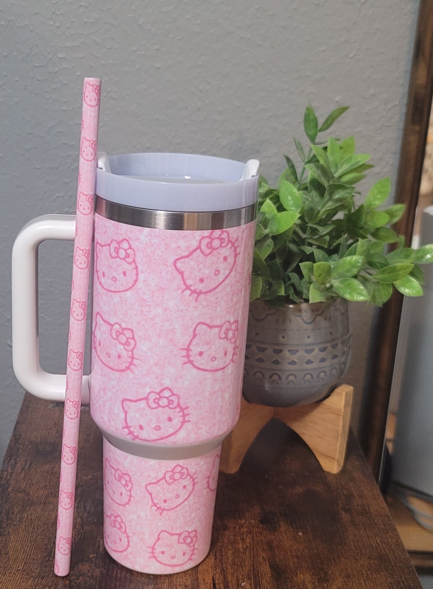 40oz Goth Pink inspired Hk Kitty tumbler