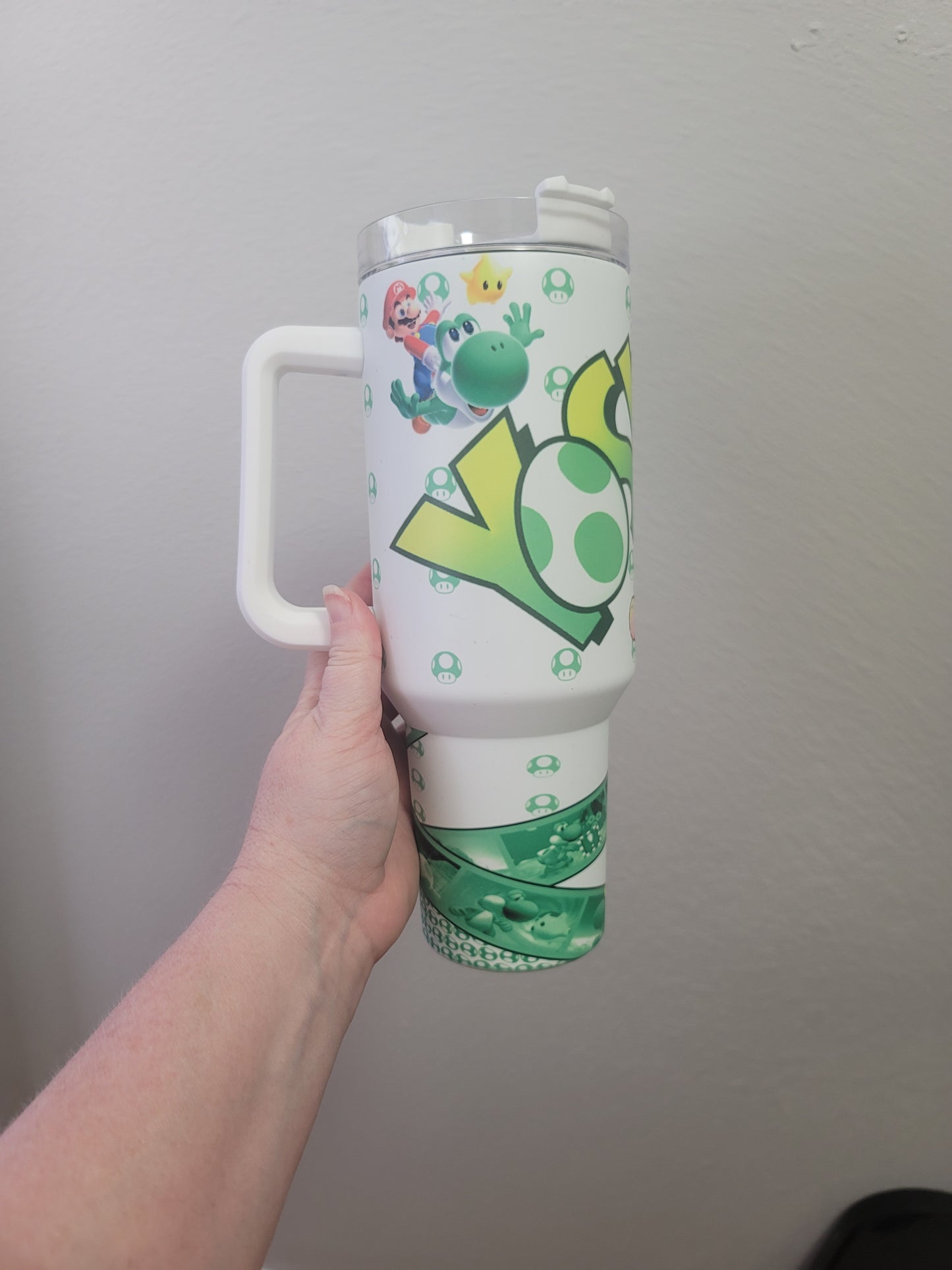 40oz Yoshi inspired tumbler